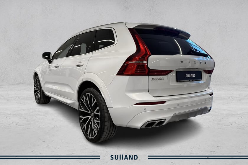 Bilde 3 av Volvo XC60 T8 AWD R-Design, Luftfjæring, Hengerfeste