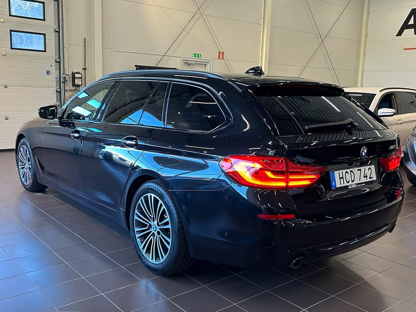 Bild 5 av BMW 520d Touring Steptronic Sport line Kamera/Navi/Skinn/HiFi