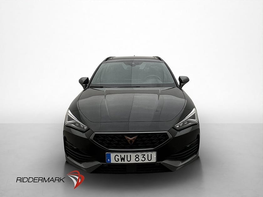 Bild 2 av CUPRA Leon Sportstourer e-Hybrid ST 245hk MOMS Pano  Navi Kamera
