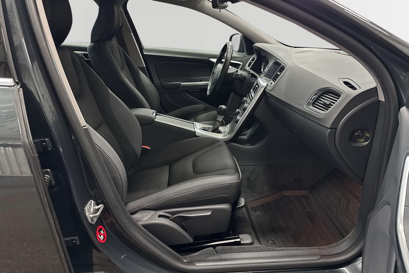 Bild 4 av Volvo V60 T4 Momentum