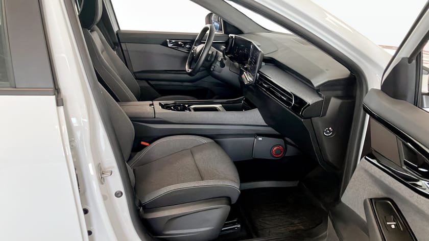 Bild 3 av Renault Austral 1.3 TCE TECHNO 158HK KAMERA NAVI CARPLAY VÄRMARE