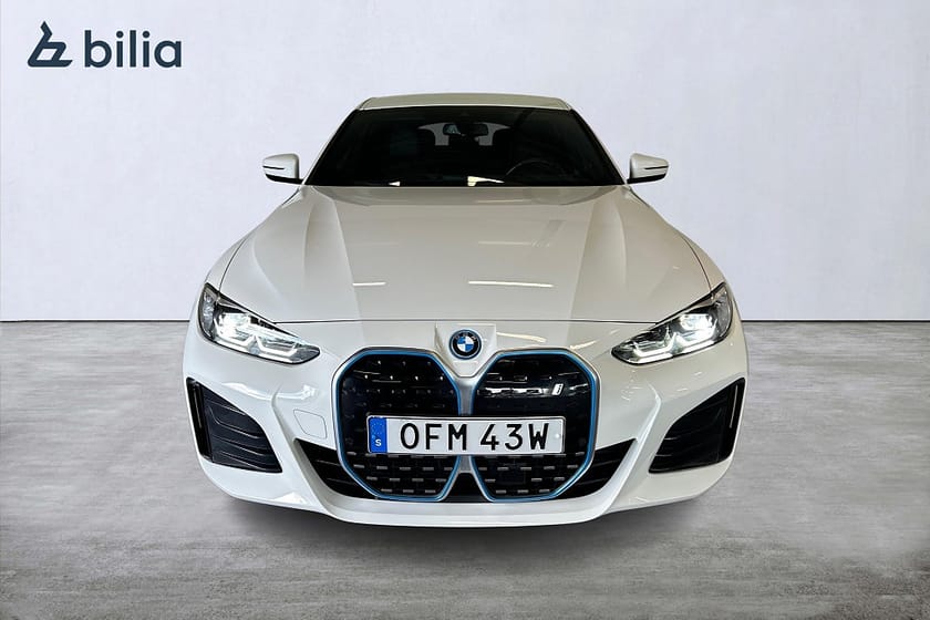 Bild 2 av BMW i4 eDrive40 Gran Coupé Coupé/ M Sport / Drag / Backkamera