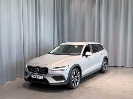 Volvo V60 Cross Country B4 AWD Diesel Plus