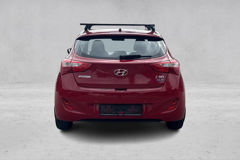 Bilde 4 av Hyundai i30 5-dørs 1.4 100hk Comfort Vision | RATTVARME | R.KAM | EU 2 ÅR