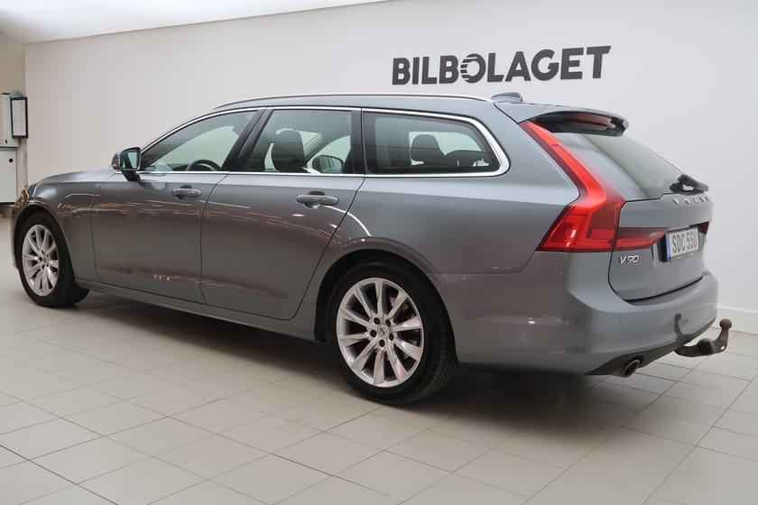 Bild 3 av Volvo V90 D3 AWD Momentum Advanced Edition, Drag
