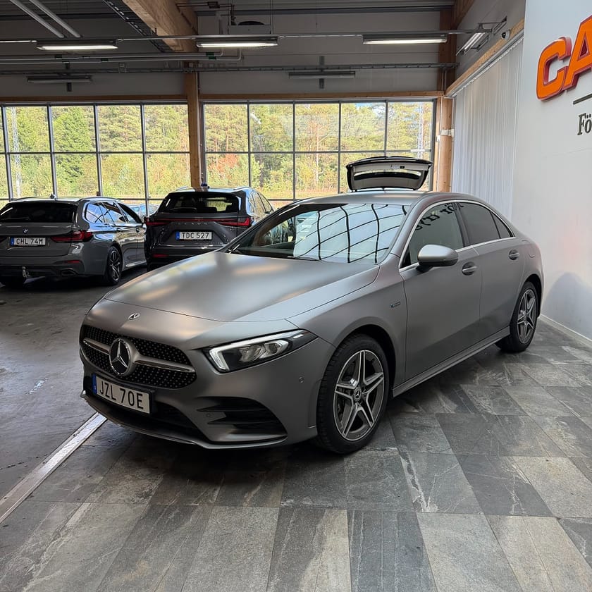 Bild 5 av Mercedes-Benz A 250 e Sedan 8G-DCT AMG Line Backkamera 218hk