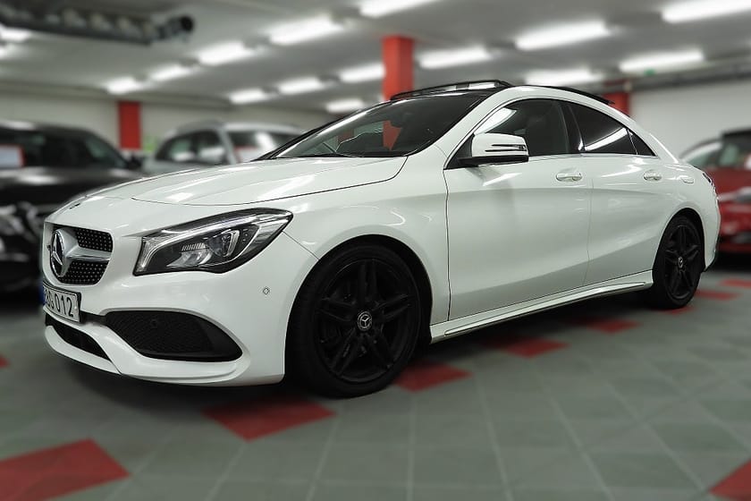 Bild 2 av Mercedes-Benz CLA 220 d 4MATIC