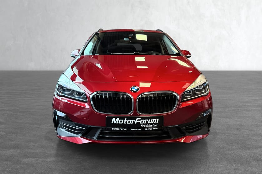 Bilde 2 av BMW 225xe Active Tourer iPerformance / 4WD / NAVI / RYGGEKAMERA