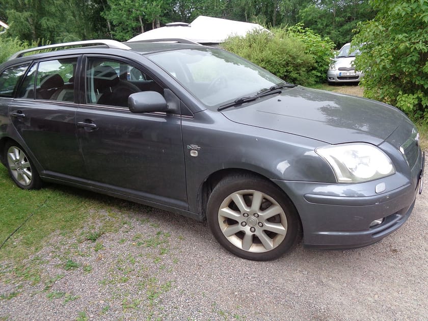 Bild 2 av Toyota Avensis Kombi 2.2 D-CAT MKT VÄLHÅLLEN BIL/FULLSERV/FULLUTR/FINANS/INB