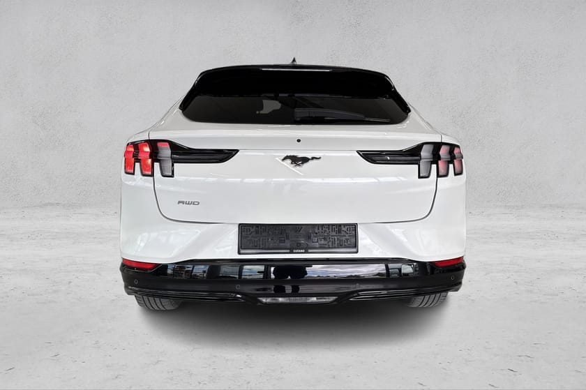 Bilde 4 av Ford Mustang Mach-E Long Range AWD LR 540KM Lav KM/Krok/Flott fargekombinasjon