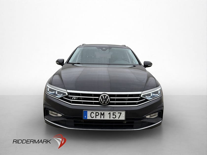 Bild 2 av Volkswagen Passat Sportscombi TDI 4M 200hk R-line Cockpit Värmare Drag