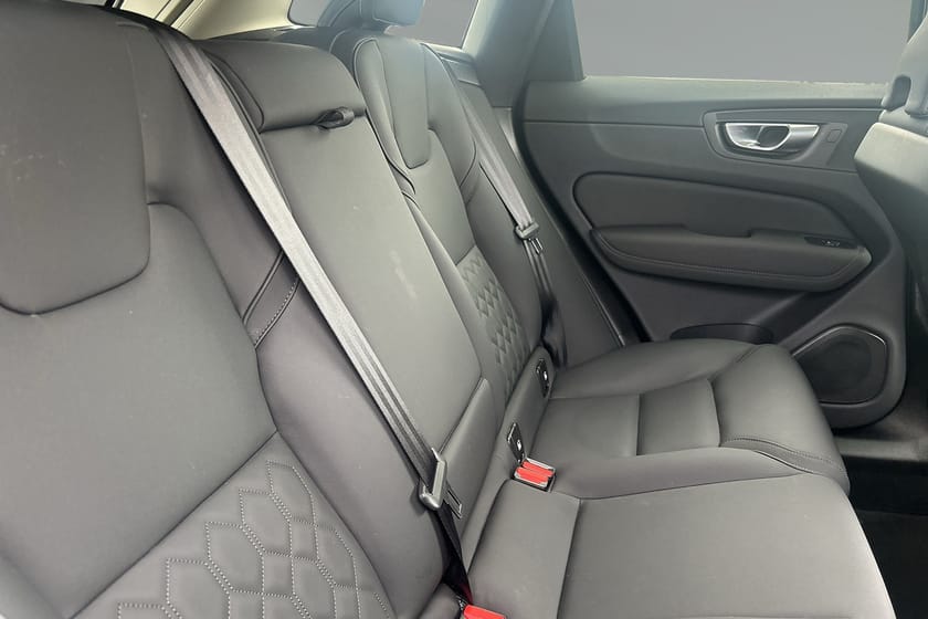 Bild 3 av Volvo XC60 T6 Plus Dark Nordic Edition