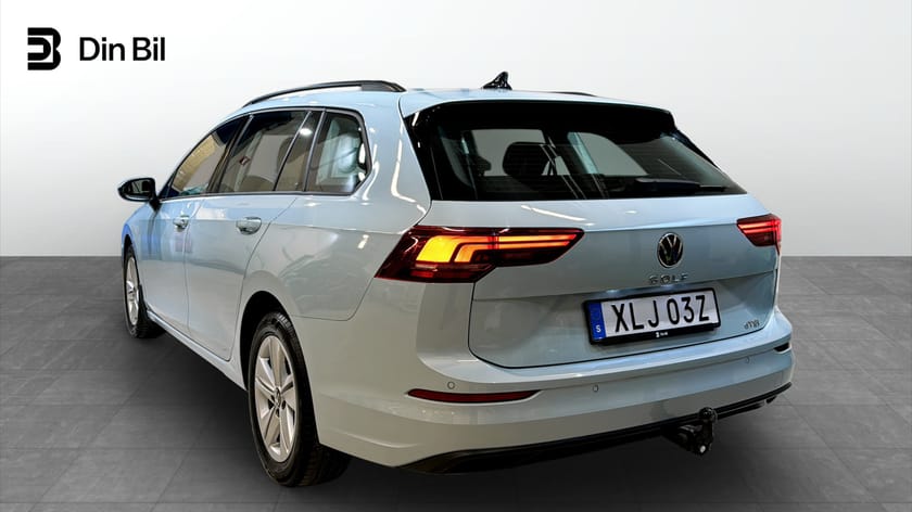 Bild 3 av Volkswagen Golf Sportscombi eTSI150 DSG Life Drag/Värmare