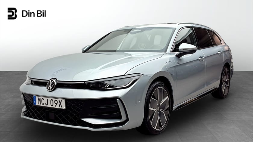 Bild 1 av Volkswagen Passat Variant eHybrid 272hk/R-Line/Panorama/Drag