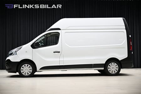 Renault Trafic Skåpbil 2.0 dCi 145HK L2H2 Högtak|LED|Värmare|EnÄgare|Leasebar