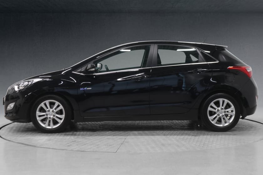 Bilde 3 av Hyundai i30 5-dørs 1,6 CRDi 110hk|RATTVARME/CRUISE/P.SENSOR/NAVI