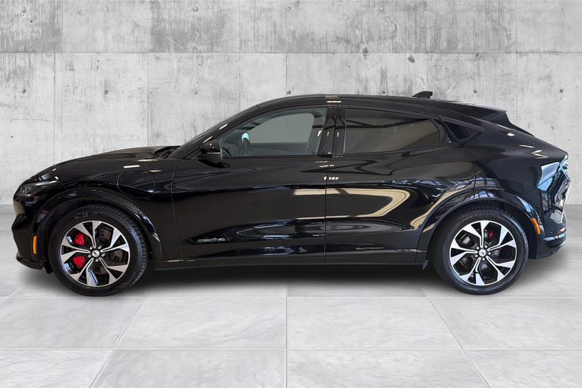 Bilde 2 av Ford Mustang Mach-E Long Range AWD Premium B&O/360°/H-feste/ACC/Carplay ++