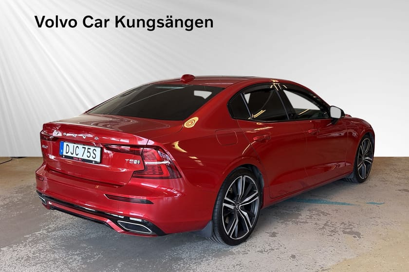 Bild 5 av Volvo S60 T5 R-Design PANO/HUD/HARMAN