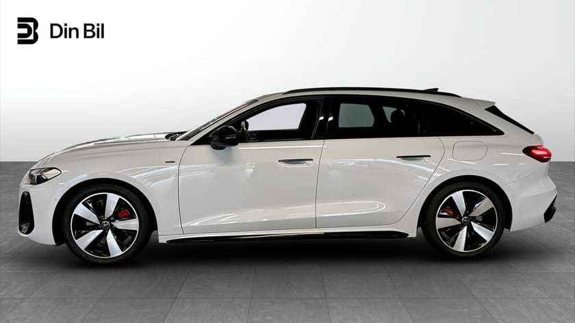 Bild 3 av Audi A5 Avant e-hybrid quattro Laddhybrid S-line/367 HK/Drag/värmare