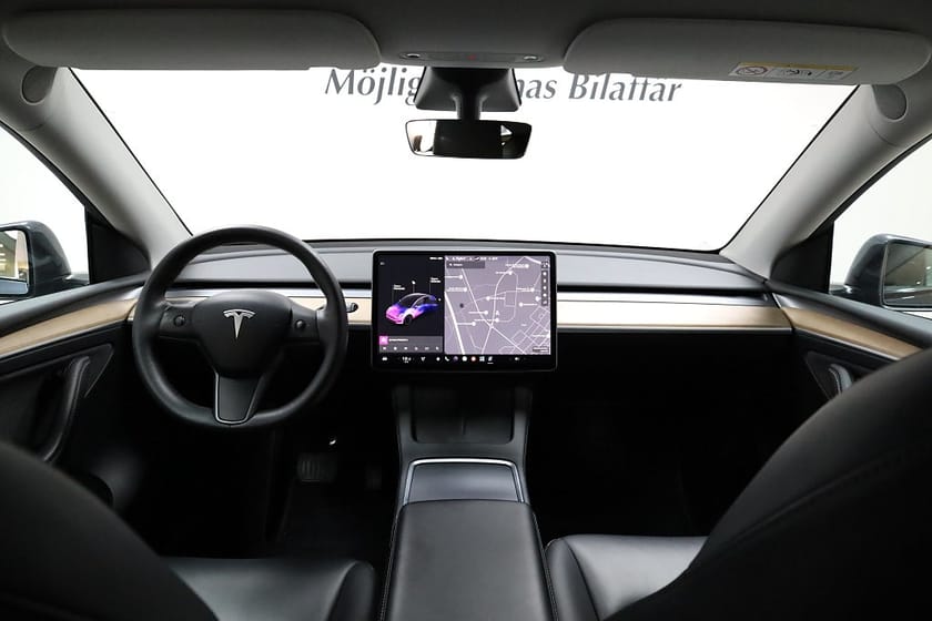 Bild 3 av Tesla Model Y Long Range AWD