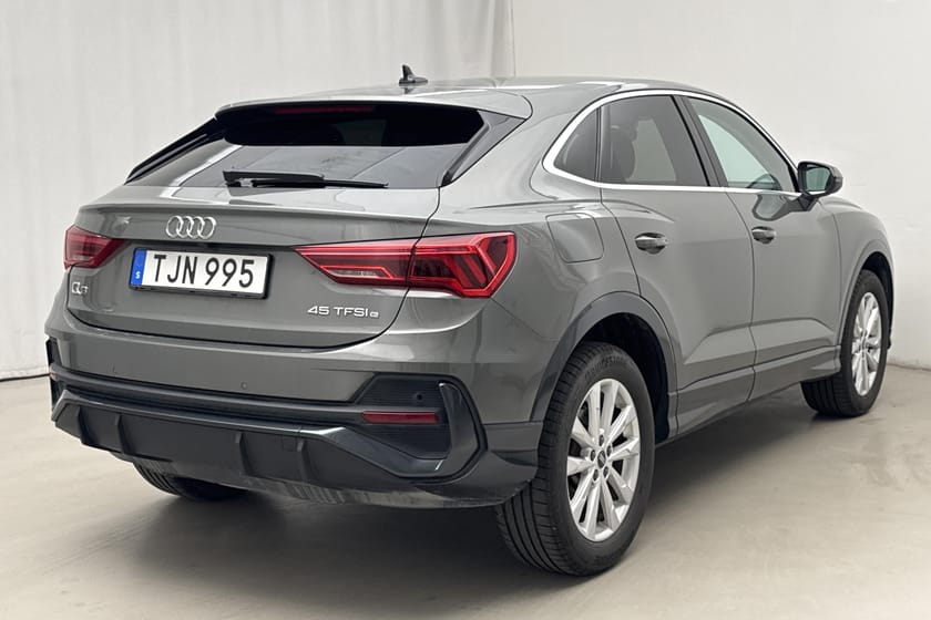 Bild 3 av Audi Q3 Sportback 45 TFSI e (245hk) Backkamera Värmare