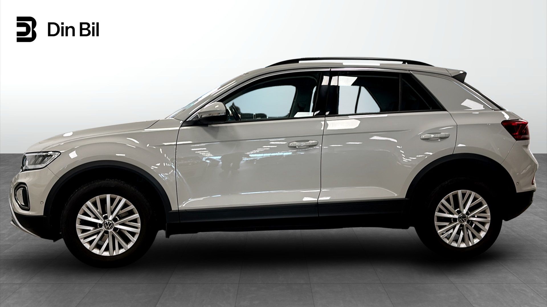 Volkswagen T-Roc 1.0 TSI OPF 2023, bild 2/10