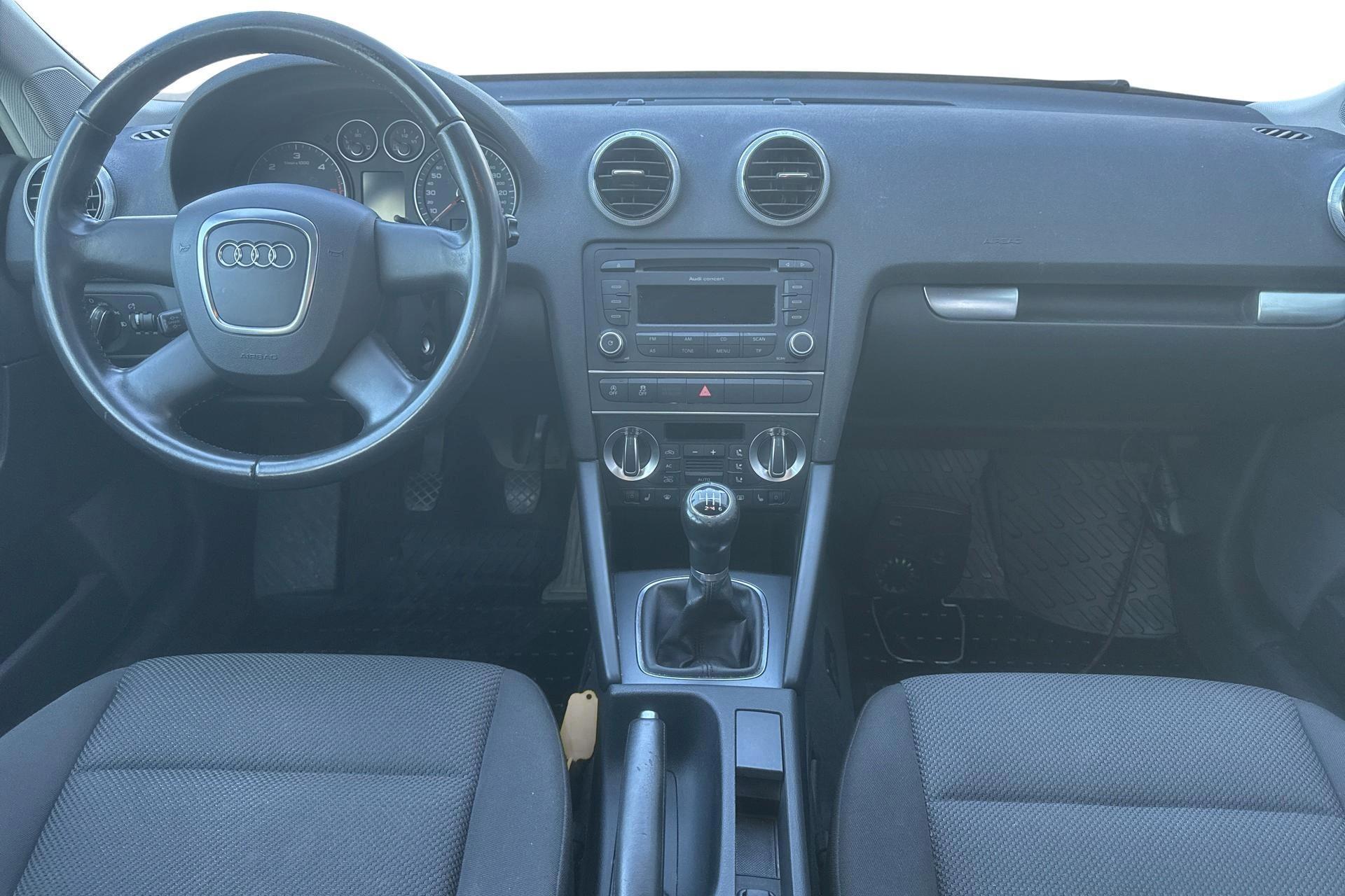 Audi A3 Sportback 2.0 TDI 2012, bild 7/10