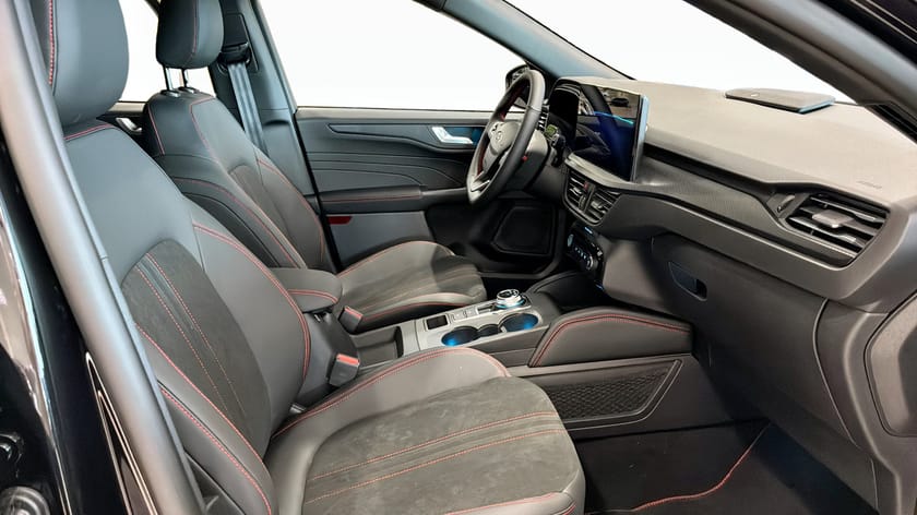 Bild 3 av Ford Kuga Plug-In Hybrid ST Line-X PHEV