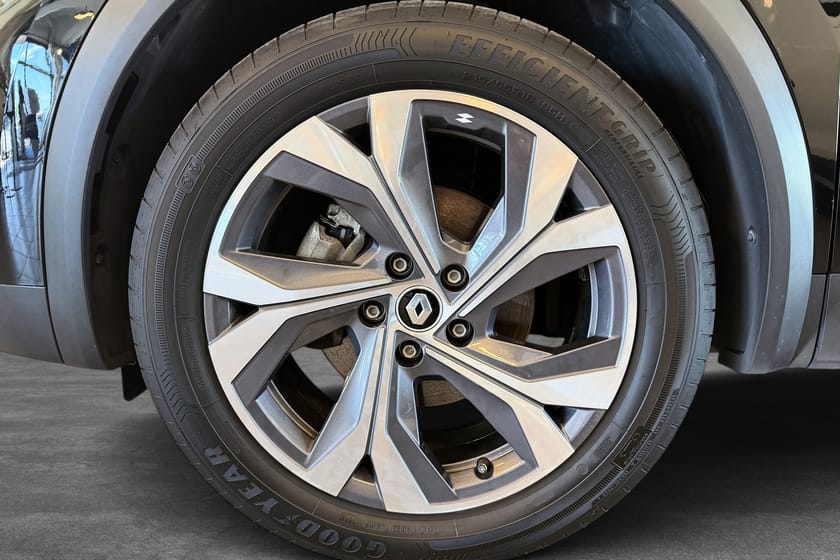 Bilde 5 av Renault Captur E-TECH Plugin-Hybrid 160 -LAV KM-R.S. LINE-HØY SITTESTILLING-