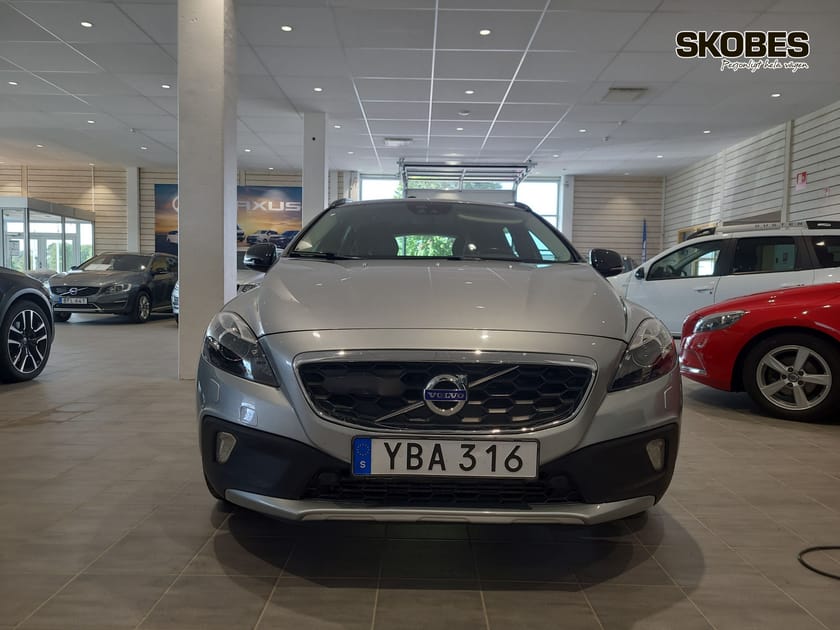 Bild 2 av Volvo V40 Cross Country D3 Summum Business E