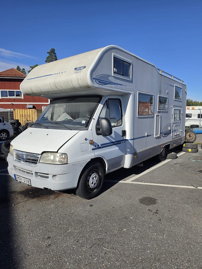Bild 1 av Adria Mobil Campervan Fiat