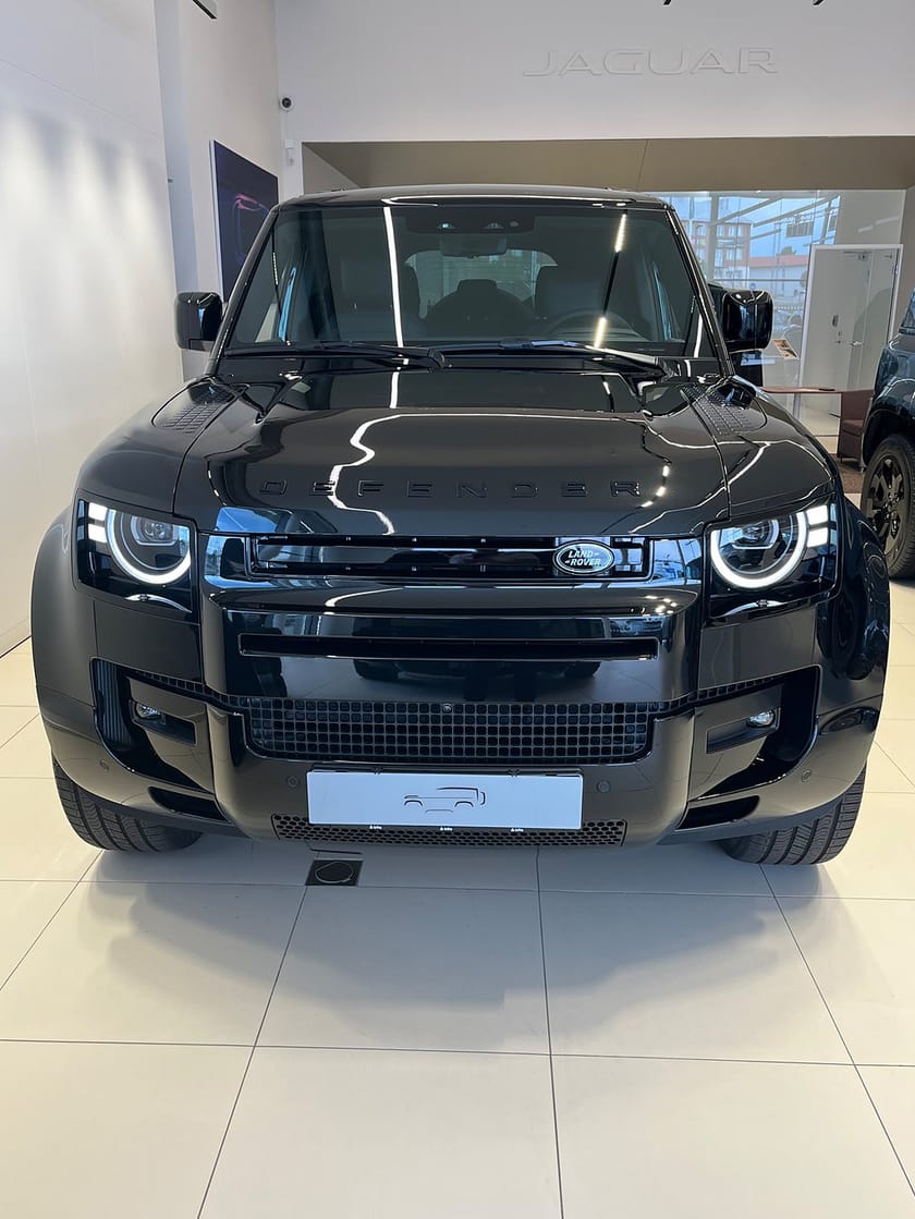 Bild 2 av Land Rover Defender P300e PHEV 110 X-Dynamic HSE