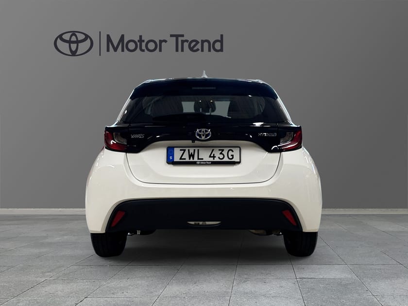 Bild 4 av Toyota Yaris Hybrid 1,5 ACTIVE KOMFORTPAKET VINTERHJUL