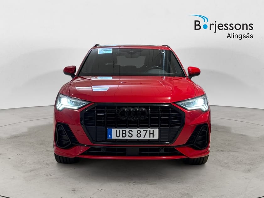 Bild 4 av Audi Q3 40 TDI quattro S tronic 190hk S-Line WOW SPEC