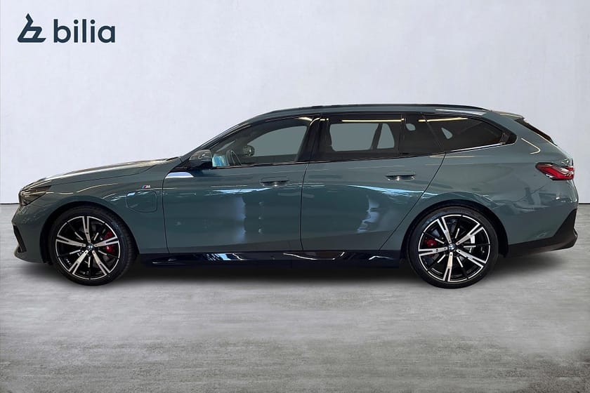 Bild 3 av BMW 530e xDrive Touring M Sport Pro H/K 360 Kamera 20" Drag