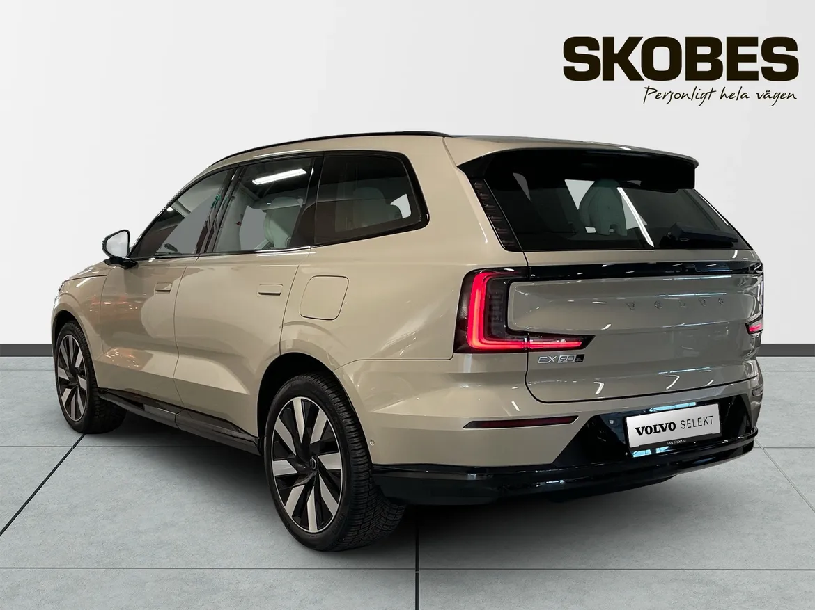 Volvo EX90