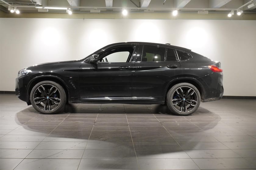 Bild 2 av BMW X4 M40i Innovation H K Drag Laser DAP PA 21
