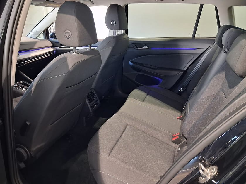 Bild 4 av Volkswagen Golf Sportscombi SPORT COMBI eTSI 131HK