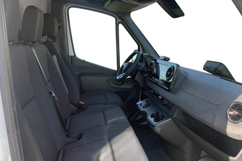 Bild 4 av Mercedes-Benz Sprinter 317 CDI RWD Panel Van SKÅP A2 PRO