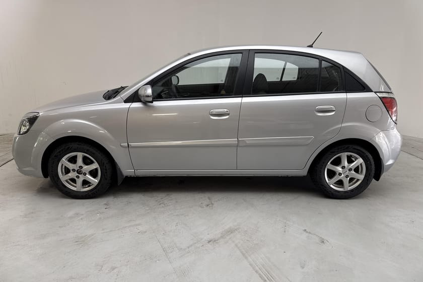 Bild 2 av Kia Rio 1.4 (97hk) Drag Lågmil Välservad Nybytt kamrem