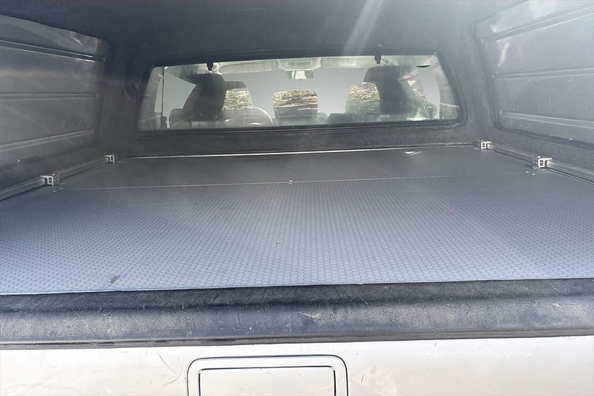 Bild 4 av Volkswagen Amarok DoubleCab 2.8t 2.0 BiTDI 4Motion Highline Kåpa Släde