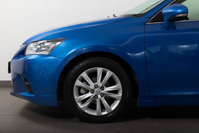 Bild 4 av Lexus CT 200h 1.8 Automat B-kamera P-sensor Keyless Läder