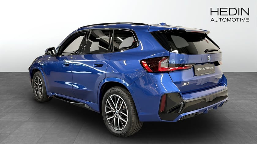 Bild 2 av BMW X1 xDrive25e FRIA VINTERHJUL M-Sport Drag Rattvärme Comfort acc