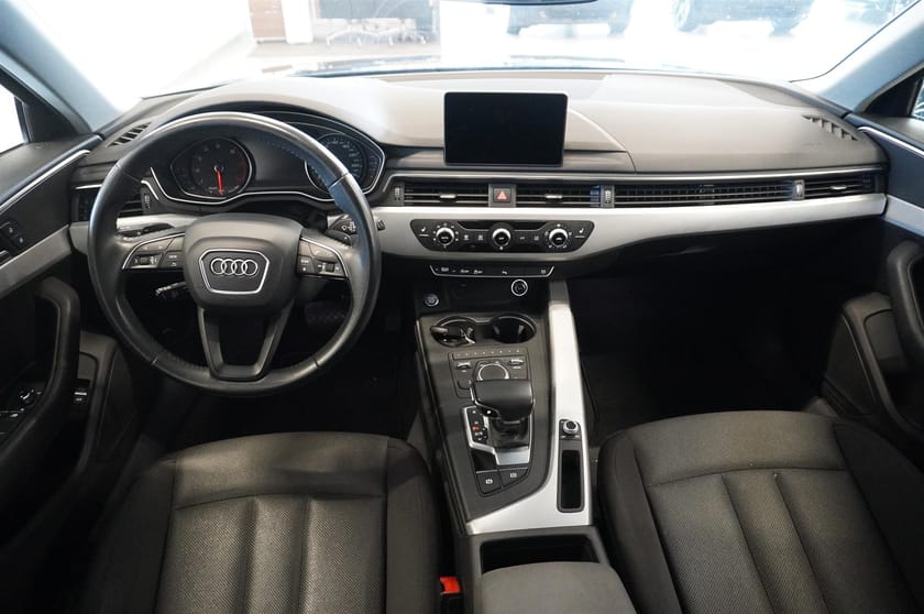 Bild 2 av Audi A4 Avant 40 TFSI Proline Alpine Edt Drag Värmare