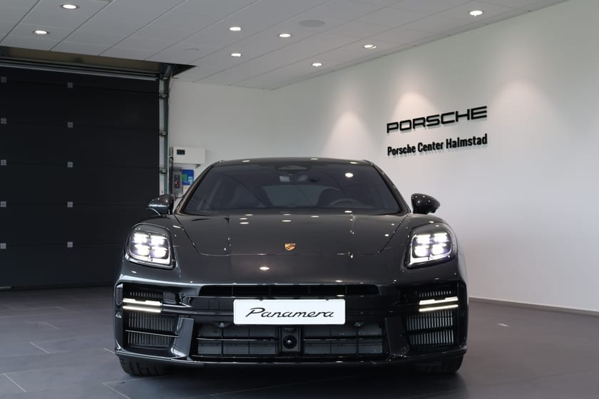 Bild 3 av Porsche Panamera 4 E-Hybrid 470hk