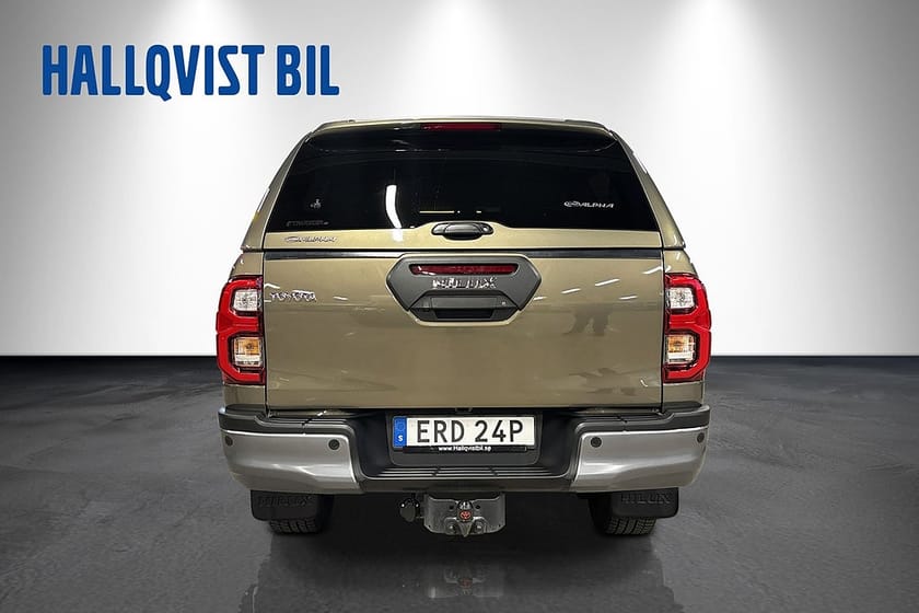 Bild 5 av Toyota Hilux Dubbelhytt 2.8 MHEV 4WD Automat Invincible Komfortpaket Kå