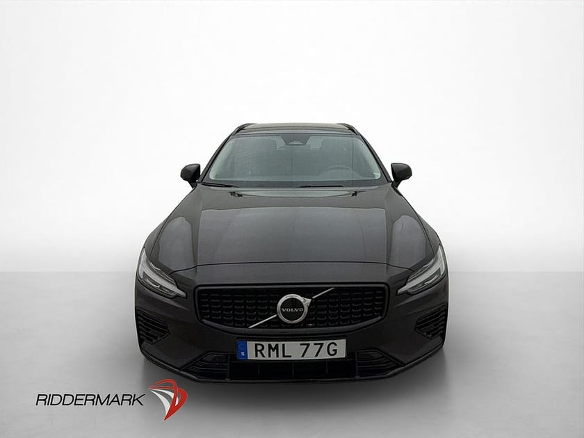 Bild 2 av Volvo V60 Plug-In Hybrid AWD P-Värmare Kamera Drag Skinn