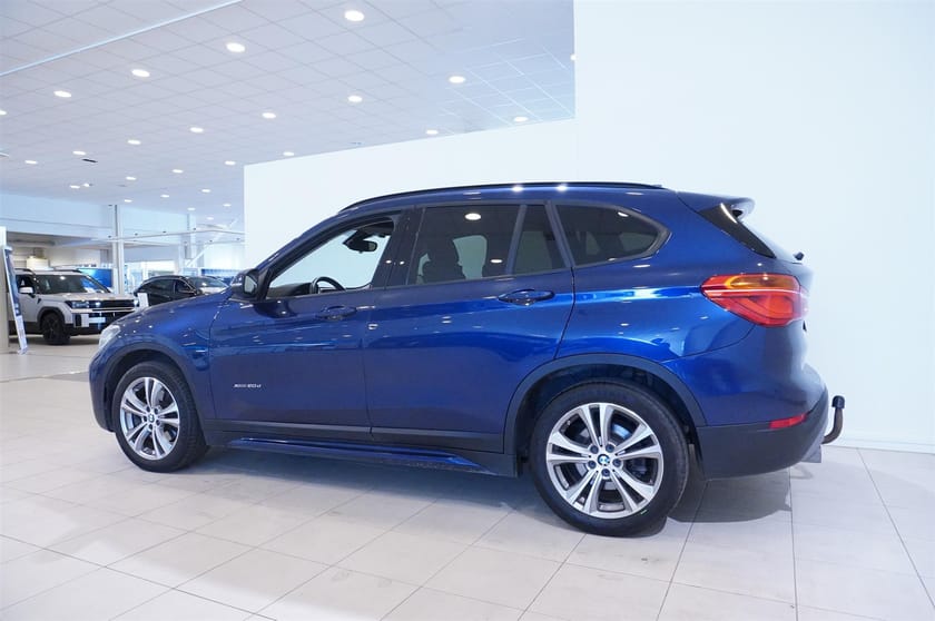Bild 5 av BMW X1 xDrive20d Sport Line Steptronic 190hk Dragkrok Motorv. Navi El-Stol