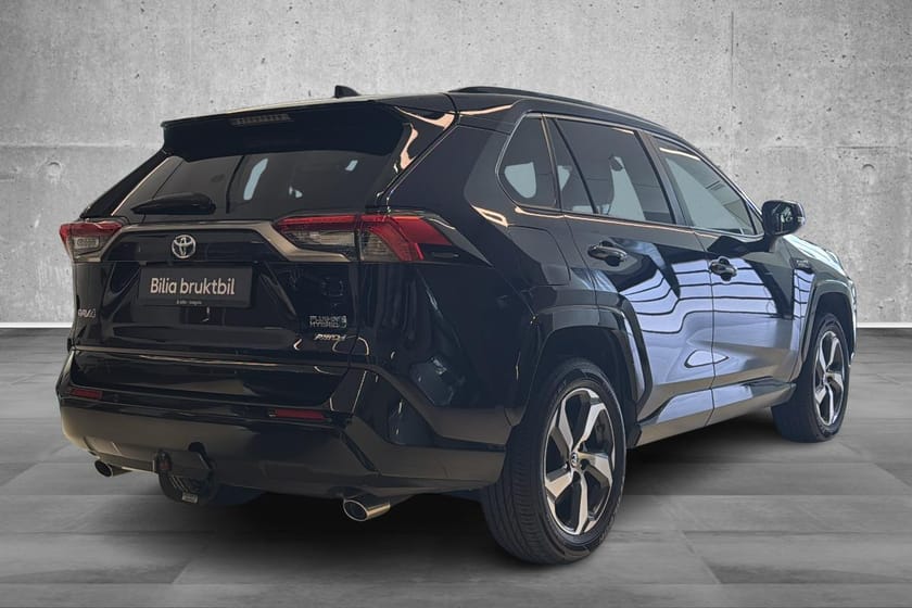 Bilde 2 av Toyota RAV4 Plug-in Hybrid Active Tech/Ny Service/Ny Polert/75KM/4x4/R.kamera