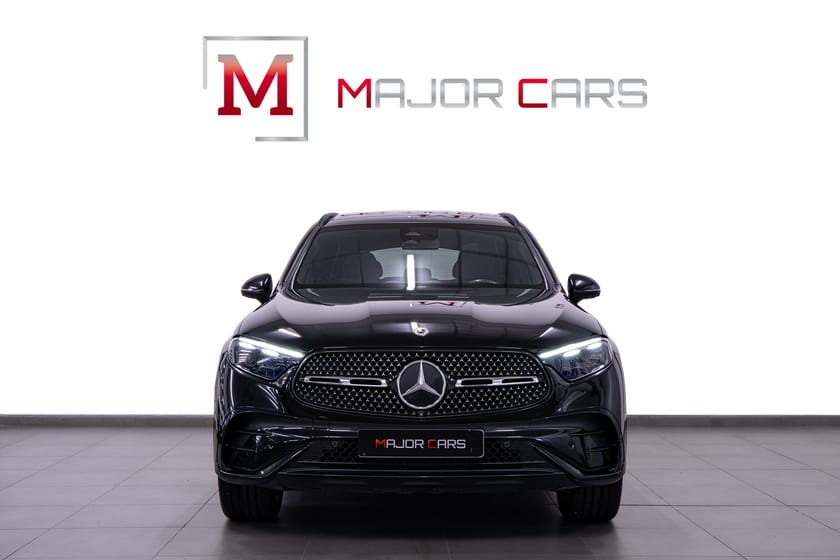 Bild 2 av Mercedes-Benz GLC 220 d 4MATIC AMG Night Pano Burmester DistrPro 360° Drag